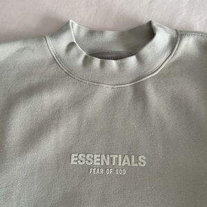 Essentials Fear if God Sweatshirt, Size Medium, color Wheat